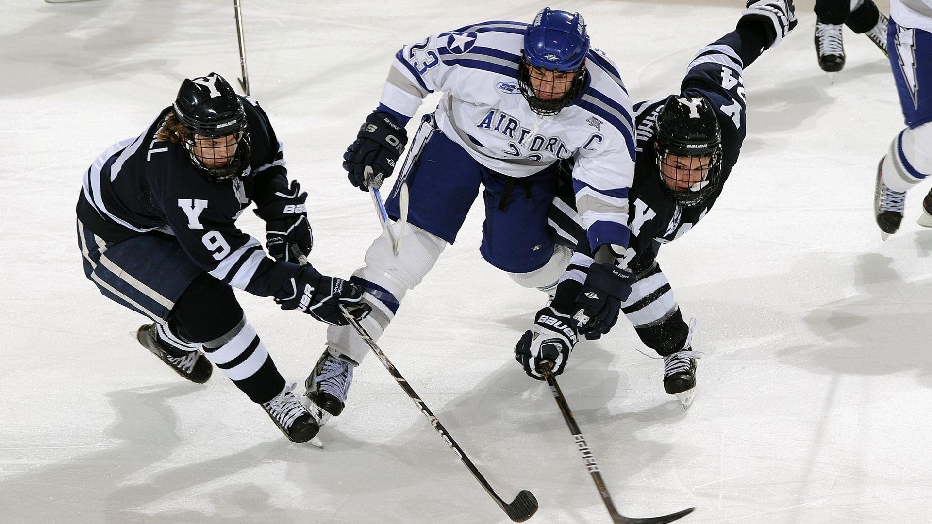 苏炳添为城市马拉松赛鸣枪并致辞,苏炳添跑步比赛